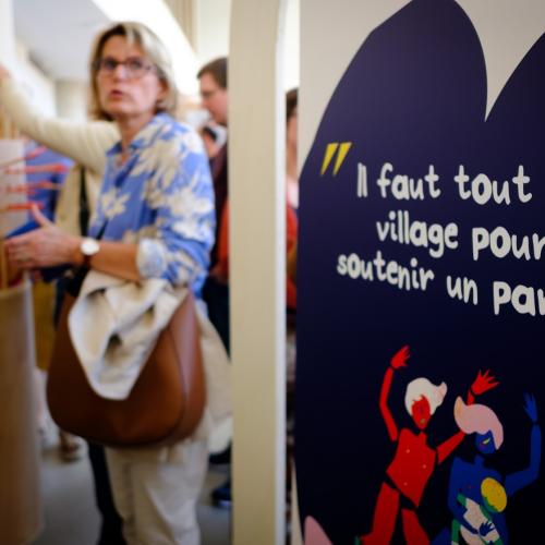 Vernissage de l'exposition Que du bonheur ? L'après-naissance sans tabou