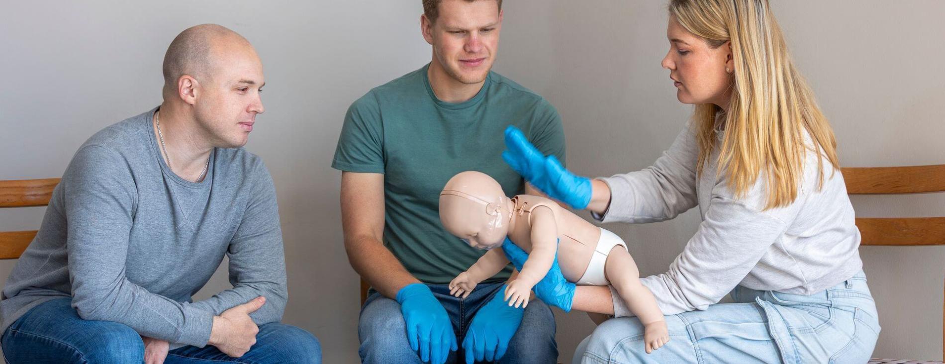 Formation aux premiers soins chez le bébé et l'enfant
